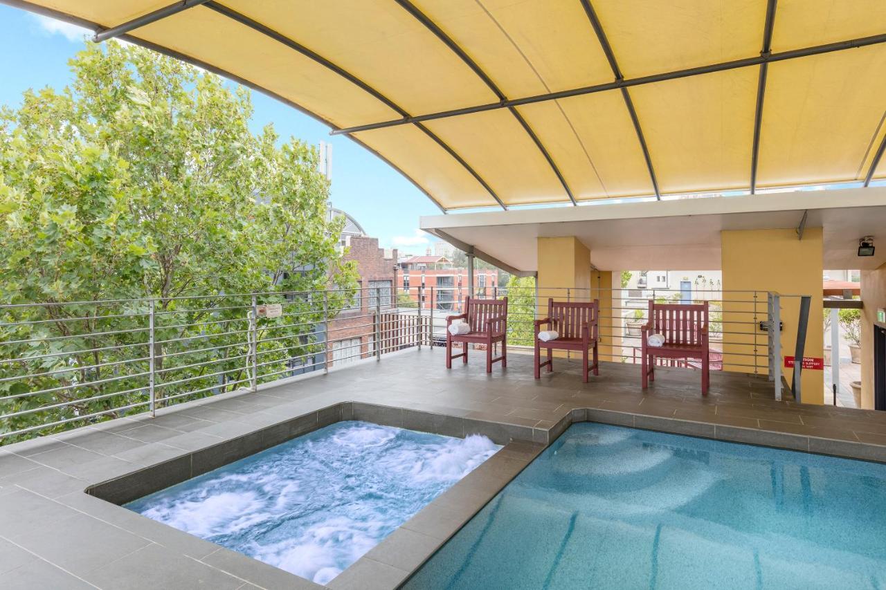 Nesuto Chippendale Aparthotel Sydney Exteriör bild